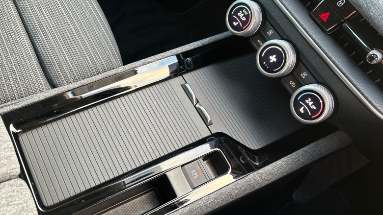 Skoda Superb 1.5 TSI e-TEC SE Technology 5dr DSG Petrol Hatchback